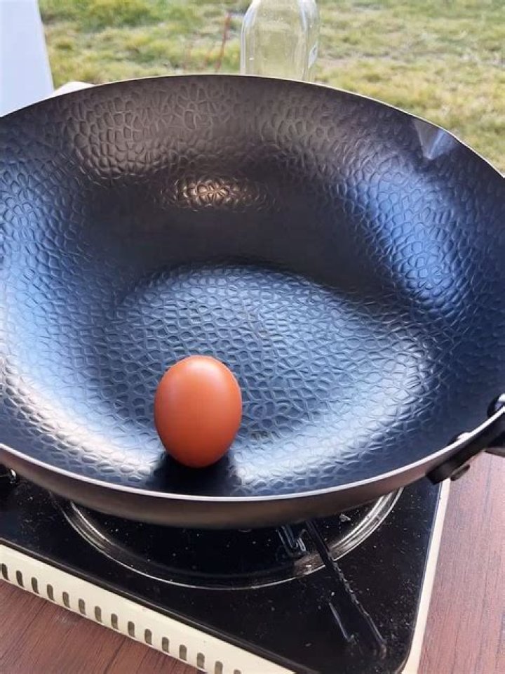 Why do we season a wok