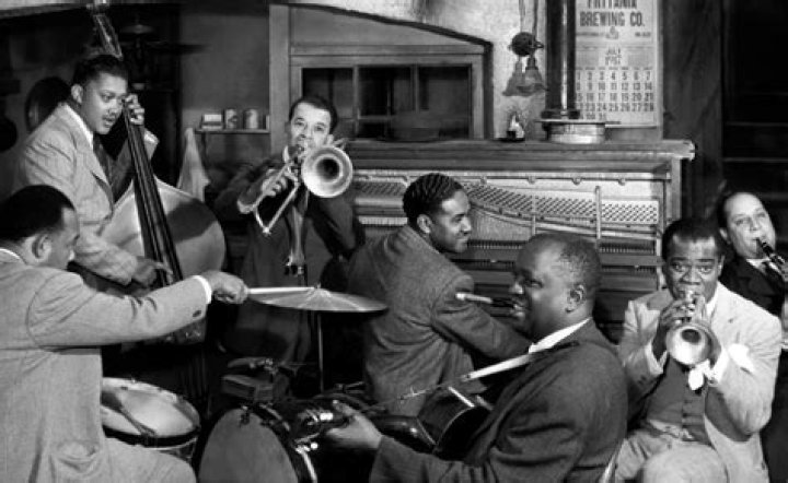 Why was free jazz controversial