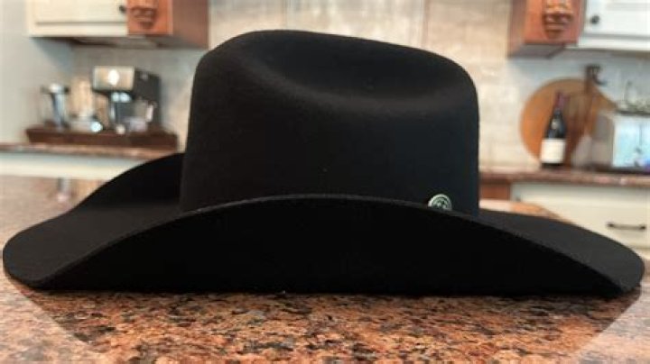 Will rain hurt a felt cowboy hat